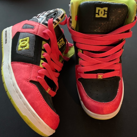 womens dc skate shoes